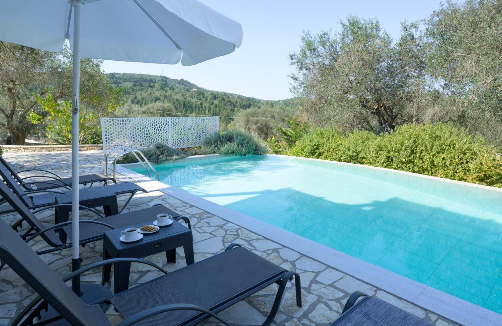 Villa Bougarini Haven Family Villa Rock Pool Oasis Ieromonachos Экстерьер фото