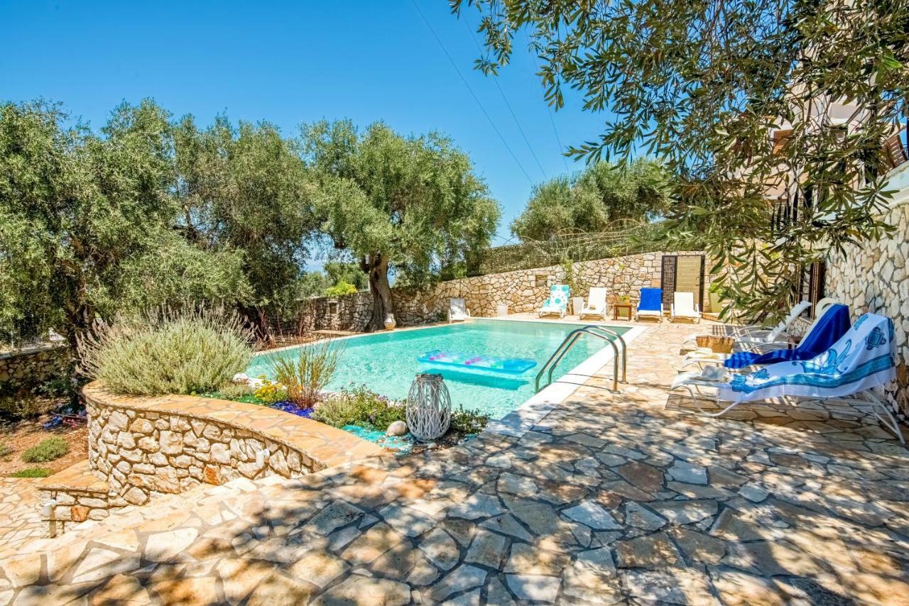 Villa Bougarini Haven Family Villa Rock Pool Oasis Ieromonachos Экстерьер фото